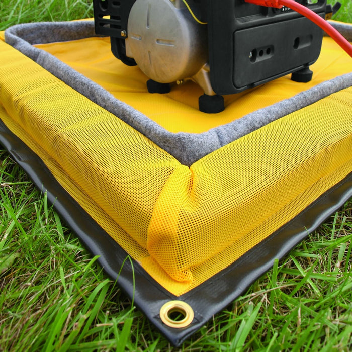 PIG® Oil-Only Absorbent Sock - Pack of 12