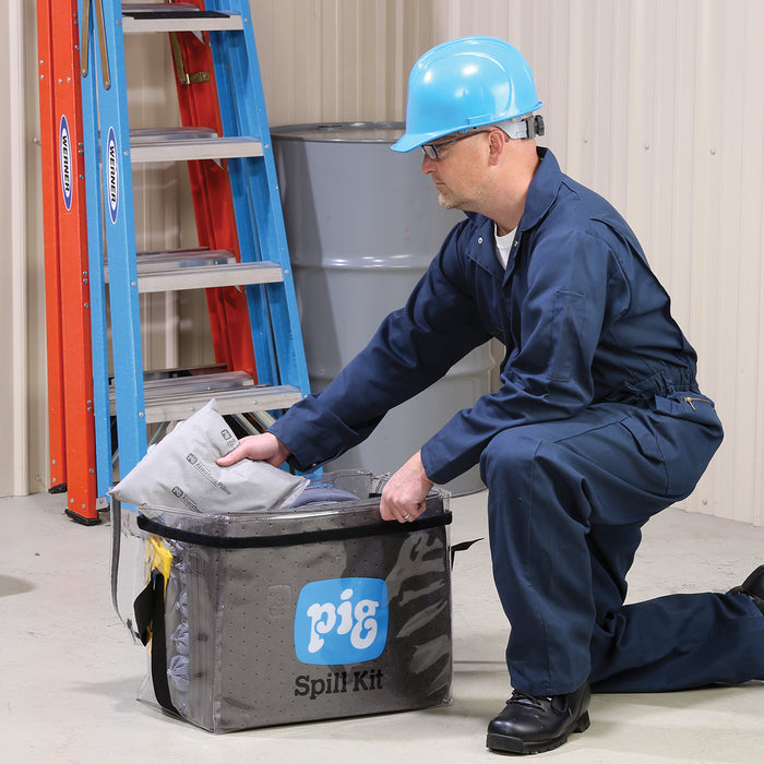 Spill Kit in PIG® Universal Clear Cube Bag