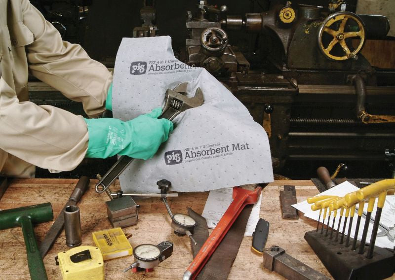 4 IN 1® Universal absorbent pad