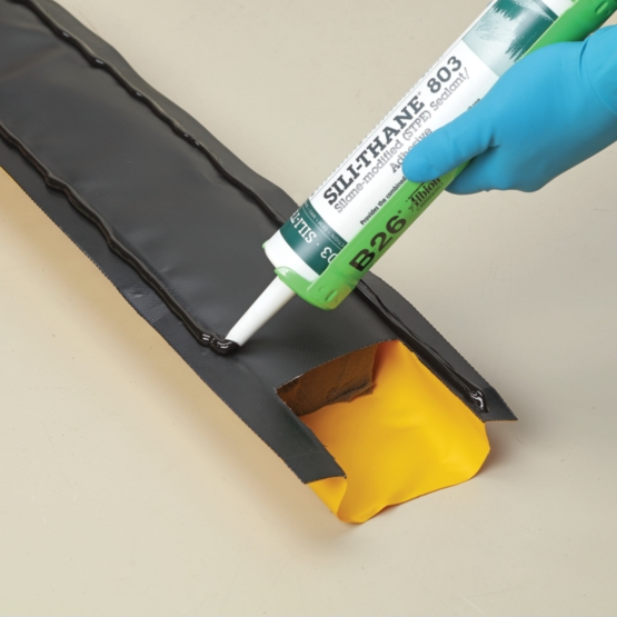 PIG Build-A-Berm Barriers - 14cm L x 460cm W x 5cm H