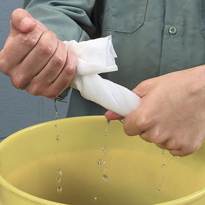 PIG® Disposable Polishing Cloths - 33cm x 33cm