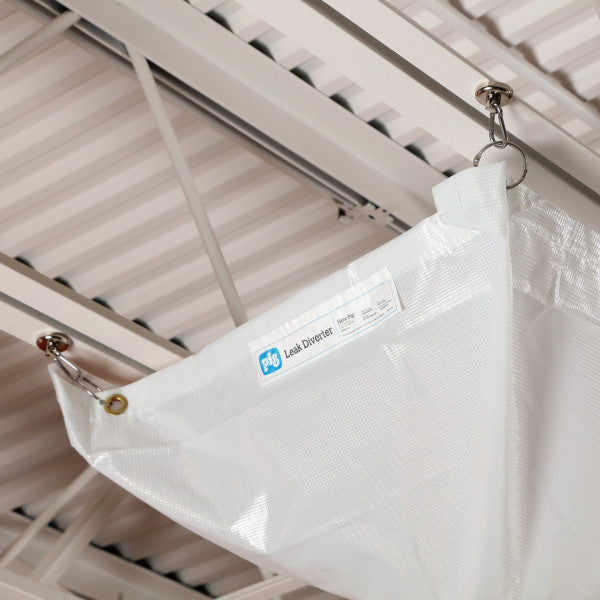 PIG® Quick Response Roof Leak Deflector Kit